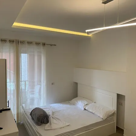 Guest Apartaments Shengjin Apartment *