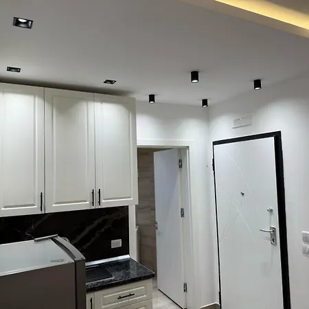 Guest Apartaments Shengjin Apartment *